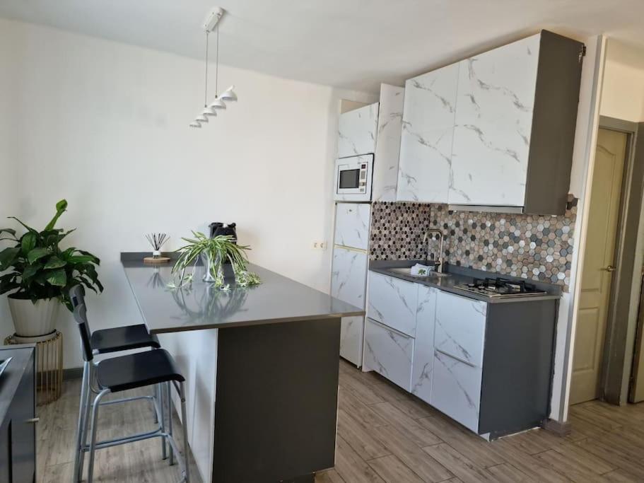 Rockbeach Bungalow Costa Teguise Exteriör bild